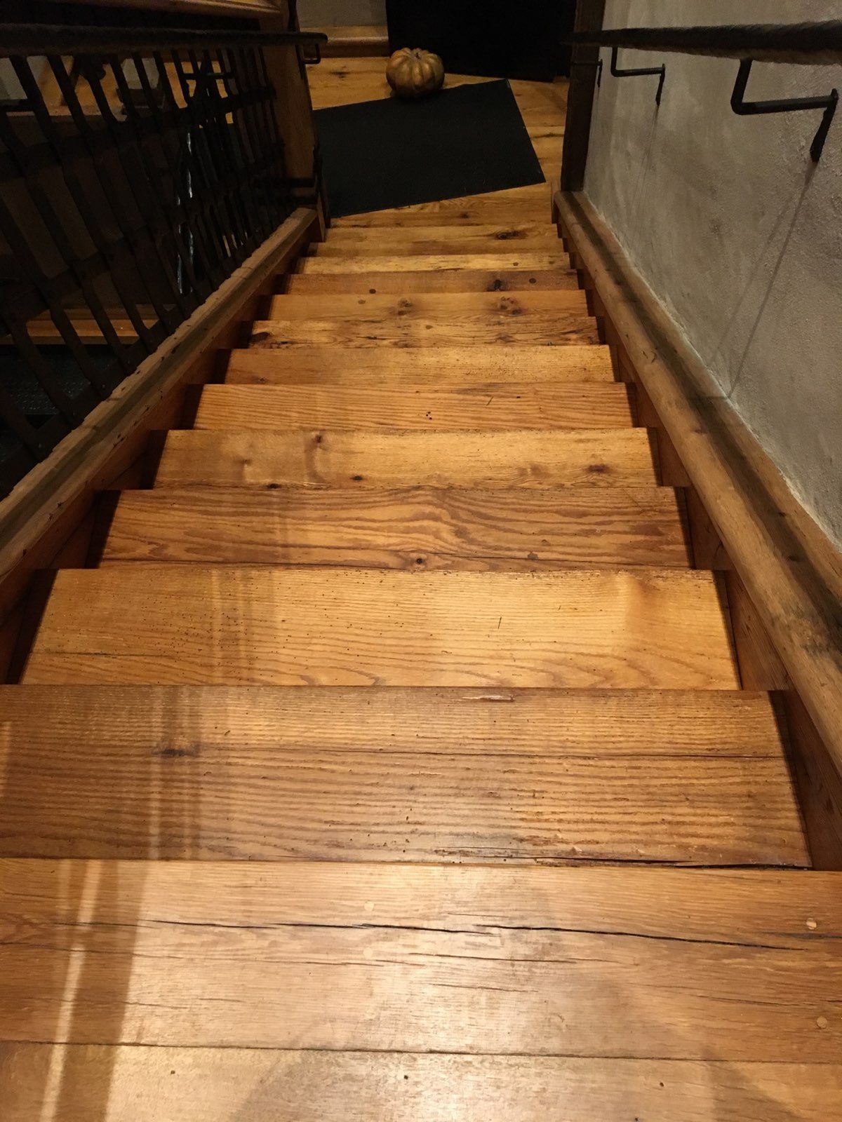 Reclaimed hardwood flooring